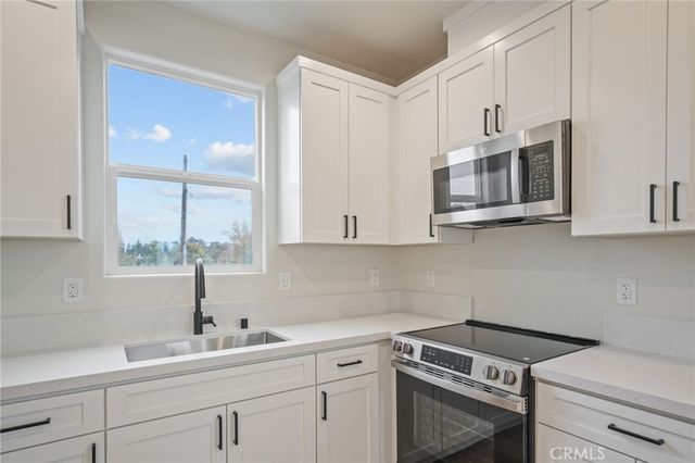 243 3rd Street E, Tracy, CA 95376