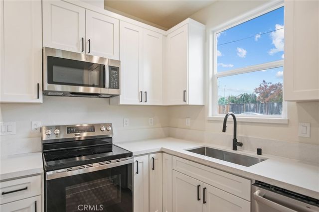 243 3rd Street E, Tracy, CA 95376