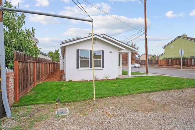 243 3rd Street E, Tracy, CA 95376