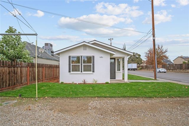 243 3rd Street E, Tracy, CA 95376