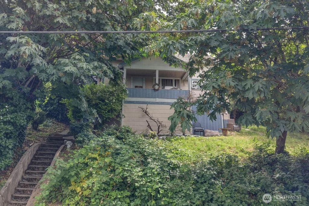 500 Mill Avenue S, Renton, WA 98057