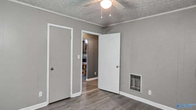 18222 McMunn Lane, Athens, AL 35614