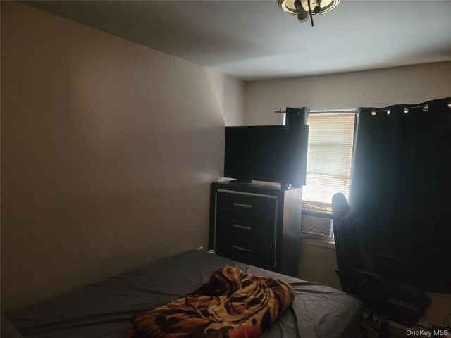 29-31 Falcon Avenue, Far Rockaway, NY 11691