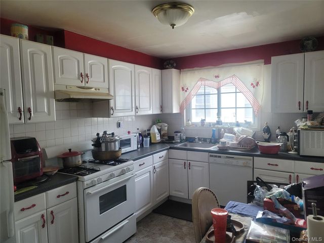 29-31 Falcon Avenue, Far Rockaway, NY 11691