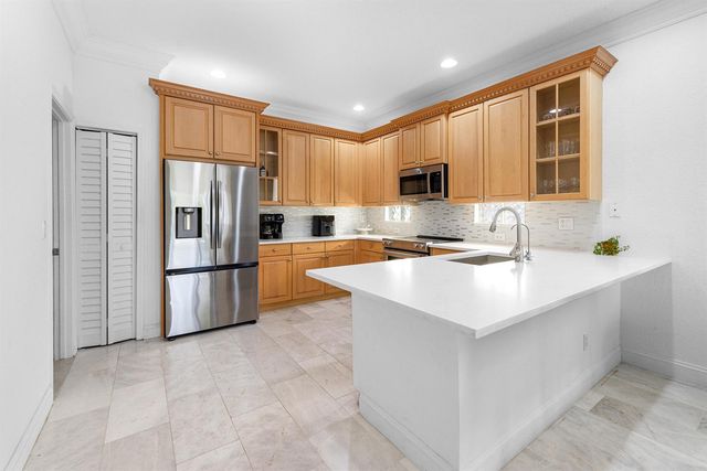 6575 Spring Meadow Drive, Greenacres, FL 33413