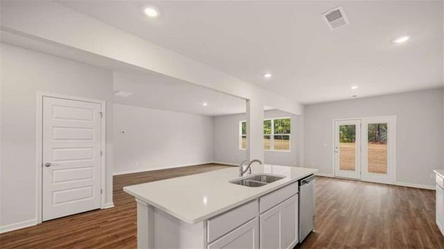33 Weymouth Drive, Locust Grove, GA 30248