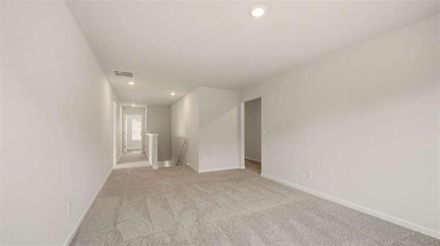 33 Weymouth Drive, Locust Grove, GA 30248