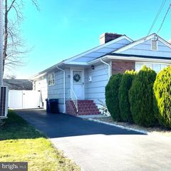 93 1ST AVENUE, Raritan, NJ 08869