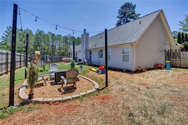 10 PINE SHADOW Circle, Covington, GA 30016