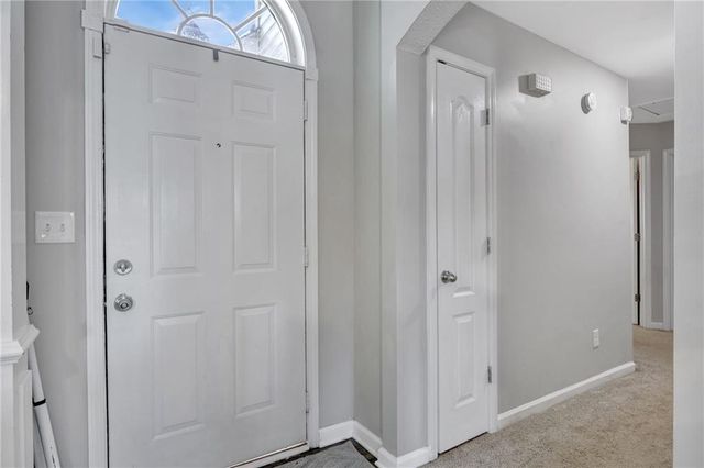 10 PINE SHADOW Circle, Covington, GA 30016