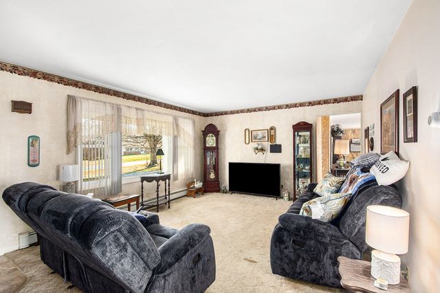 1126 Chapel Road, Sandstone Twp, MI 49269