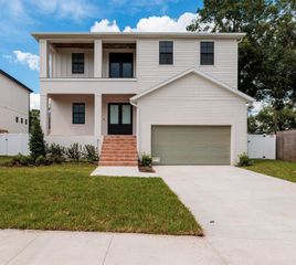 4703 W KNIGHTS AVENUE, Tampa, FL 33611