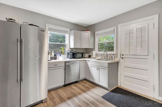 3953 Kirkup Avenue, Cincinnati, OH 45213