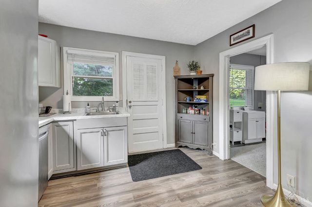 3953 Kirkup Avenue, Cincinnati, OH 45213