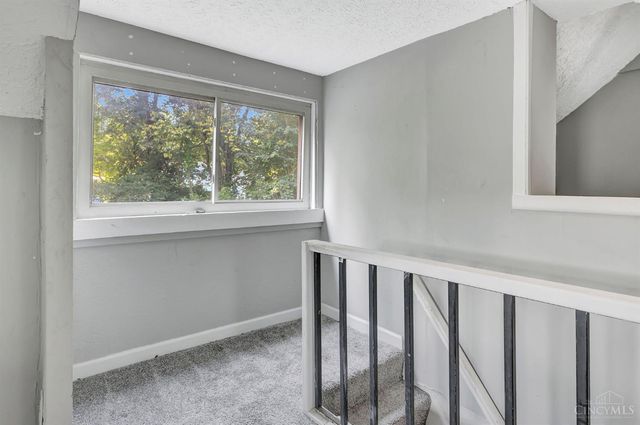 3953 Kirkup Avenue, Cincinnati, OH 45213