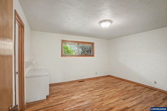 3715 Rivercrest Dr N, Keizer, OR 97303