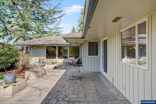 3715 Rivercrest Dr N, Keizer, OR 97303