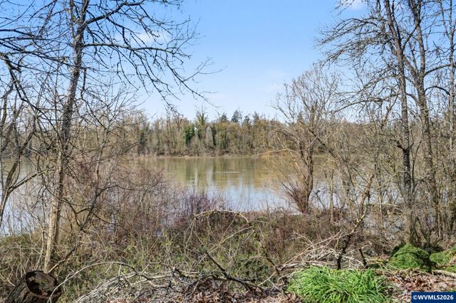 3715 Rivercrest Dr N, Keizer, OR 97303