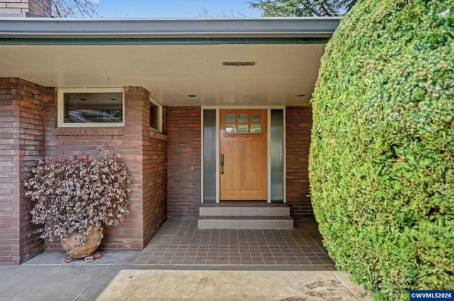 3715 Rivercrest Dr N, Keizer, OR 97303