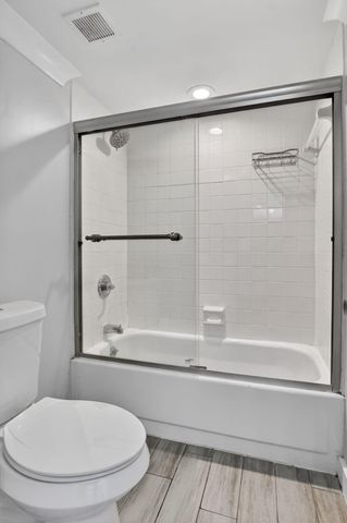 8 Royal Palm Way 203, Boca Raton, FL 33432