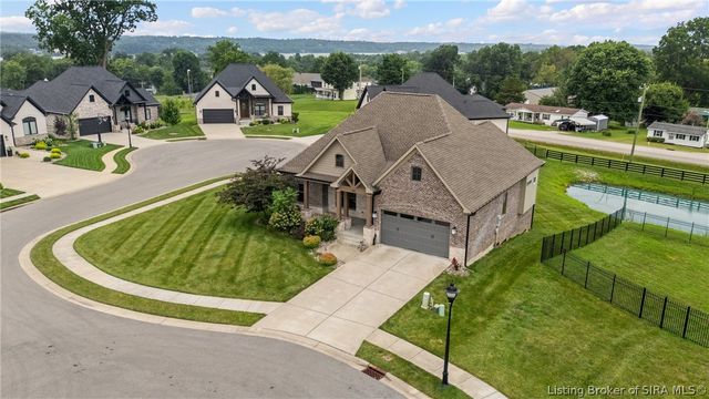 793 Dani Ann Way, Jeffersonville, IN 47130