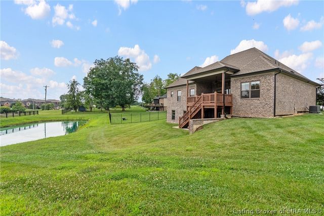 793 Dani Ann Way, Jeffersonville, IN 47130