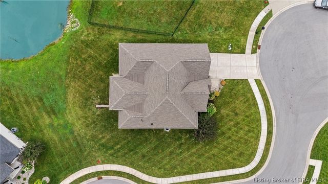 793 Dani Ann Way, Jeffersonville, IN 47130