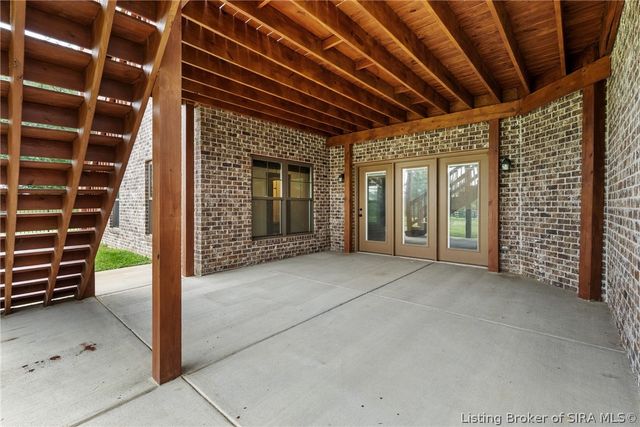 793 Dani Ann Way, Jeffersonville, IN 47130