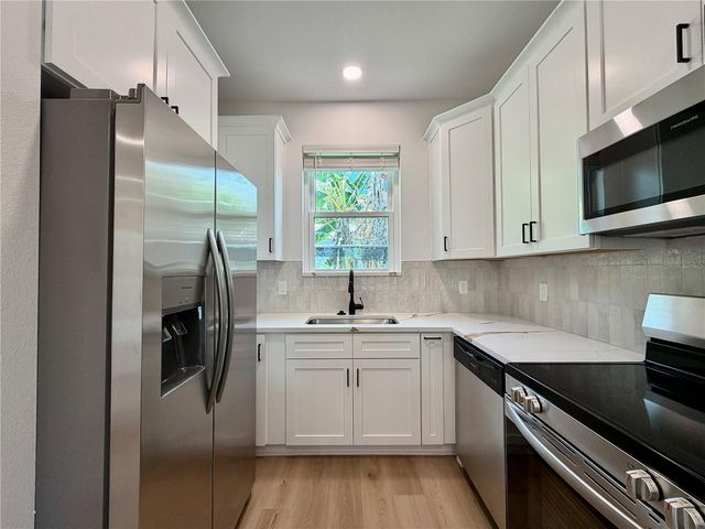 2846 30TH AVENUE N, St Petersburg, FL 33713