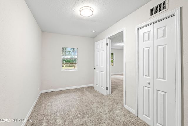 606 JACKSON Avenue N, Jacksonville, FL 32220