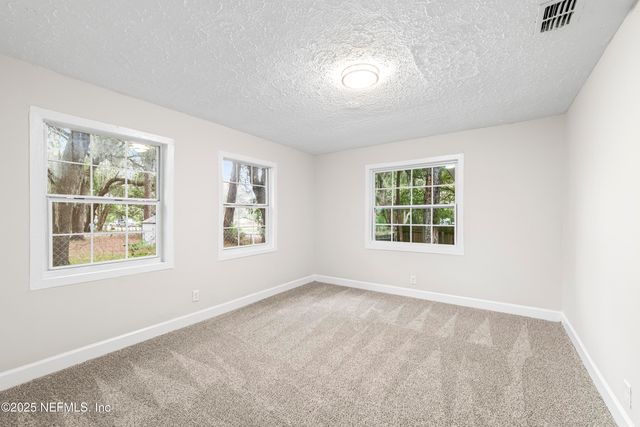 606 JACKSON Avenue N, Jacksonville, FL 32220