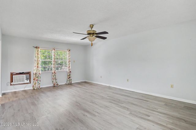 15317 N Parkwood Drive, Gulfport, MS 39503