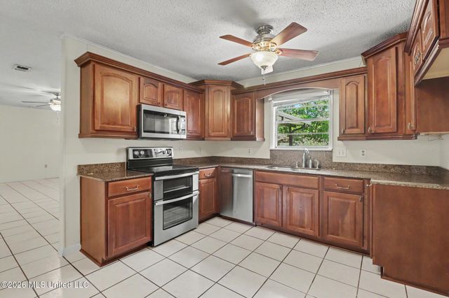 15317 N Parkwood Drive, Gulfport, MS 39503
