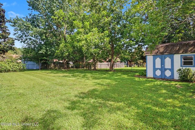 15317 N Parkwood Drive, Gulfport, MS 39503