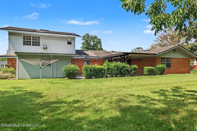 15317 N Parkwood Drive, Gulfport, MS 39503