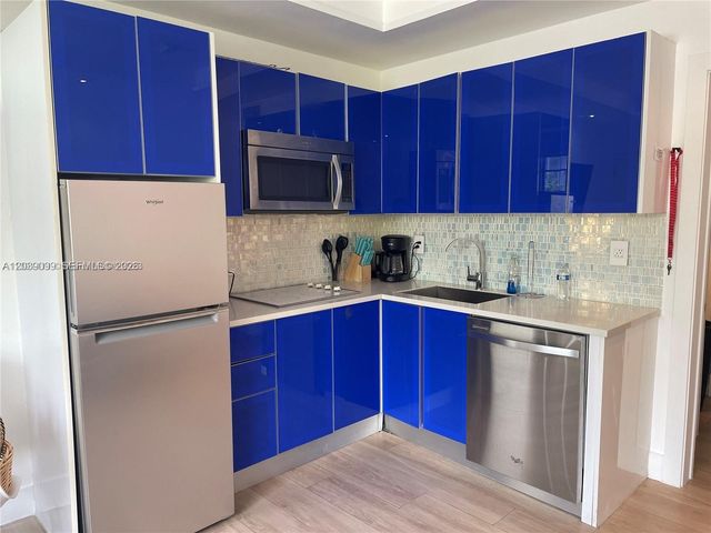 700 16th St 108, Miami Beach, FL 33139