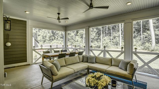 5700 Hester Court, Piney Flats, TN 37686