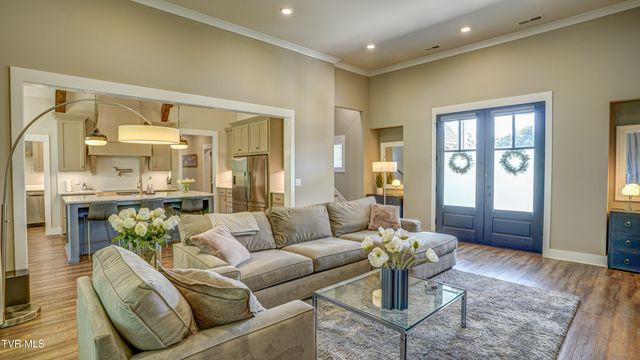 5700 Hester Court, Piney Flats, TN 37686