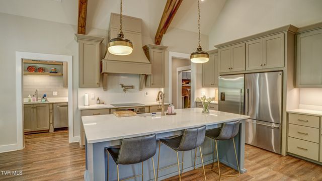 5700 Hester Court, Piney Flats, TN 37686