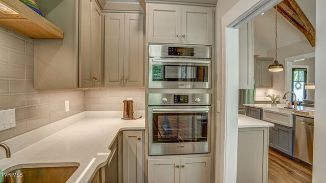5700 Hester Court, Piney Flats, TN 37686