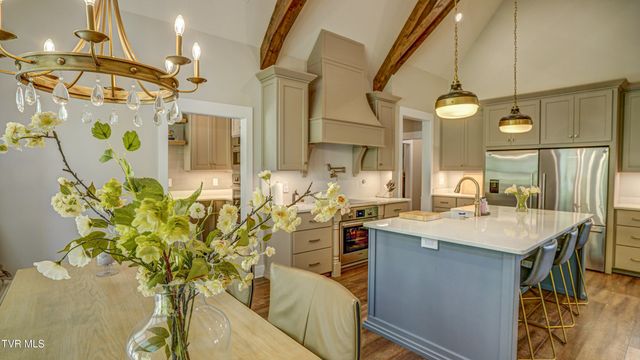 5700 Hester Court, Piney Flats, TN 37686