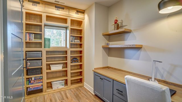 5700 Hester Court, Piney Flats, TN 37686