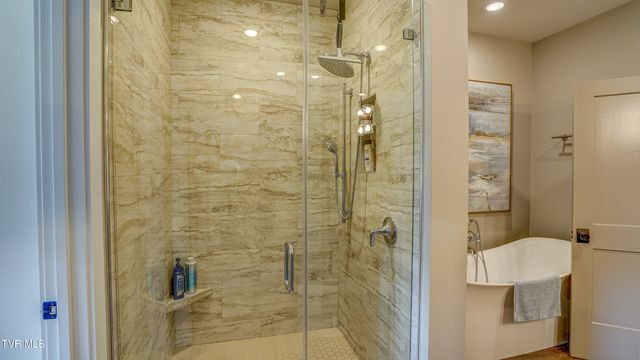 5700 Hester Court, Piney Flats, TN 37686