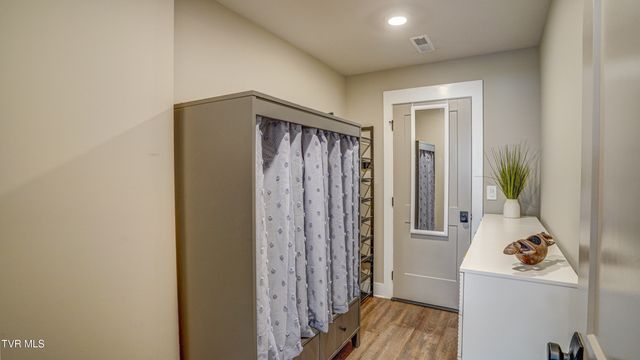 5700 Hester Court, Piney Flats, TN 37686