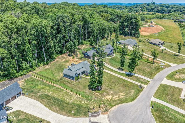 5700 Hester Court, Piney Flats, TN 37686