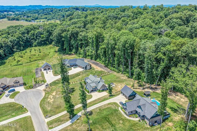 5700 Hester Court, Piney Flats, TN 37686