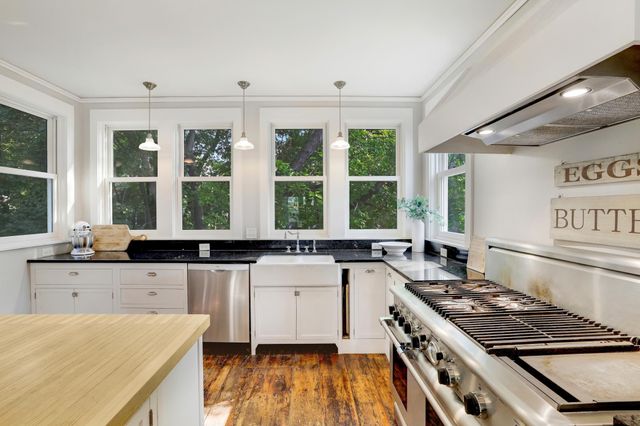 311 3rd Street, Excelsior, MN 55331