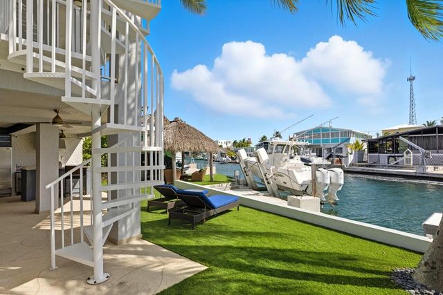 120 Fairwich Court, Key Largo, FL 33070