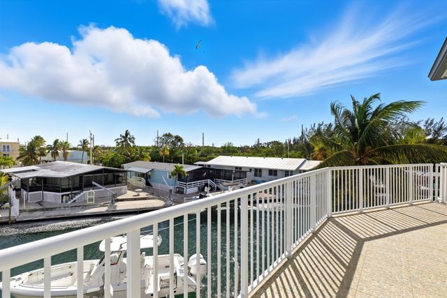 120 Fairwich Court, Key Largo, FL 33070