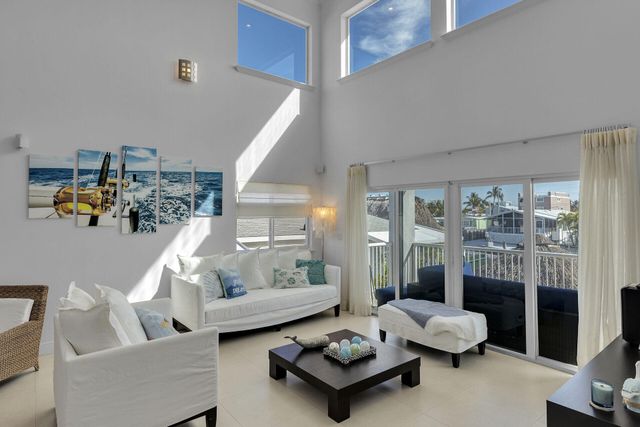 120 Fairwich Court, Key Largo, FL 33070